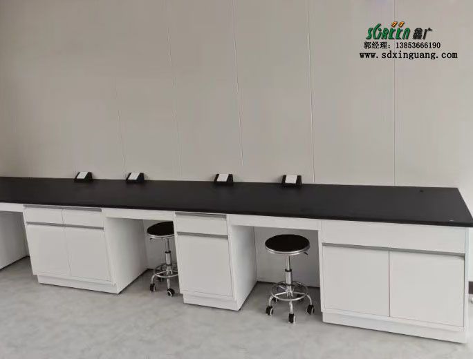 化驗(yàn)室邊臺